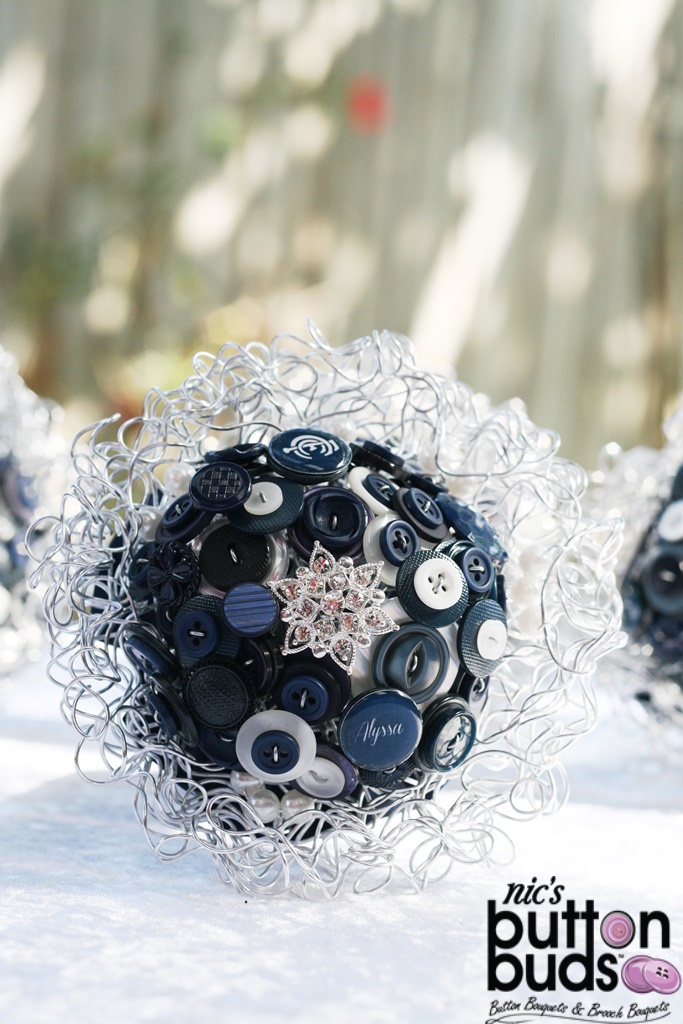 Ity Bity Button Bouquet